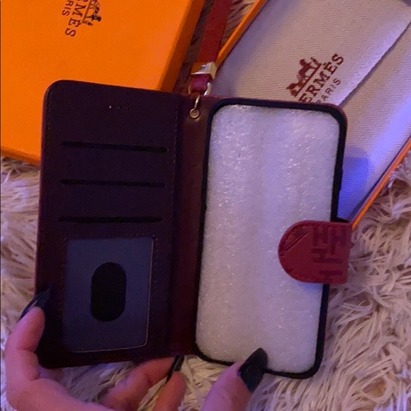 iPhone 7/8 case burgundy - Picture 2 of 2